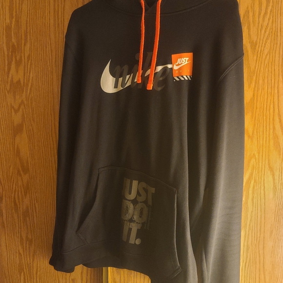 Nike Men's Club Sportswear Fleece Pullover Hoodie | Large | Black/Orange/White - Picture 13 of 13